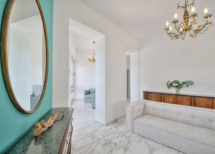 Carolina Les Pieds Dans L'eau